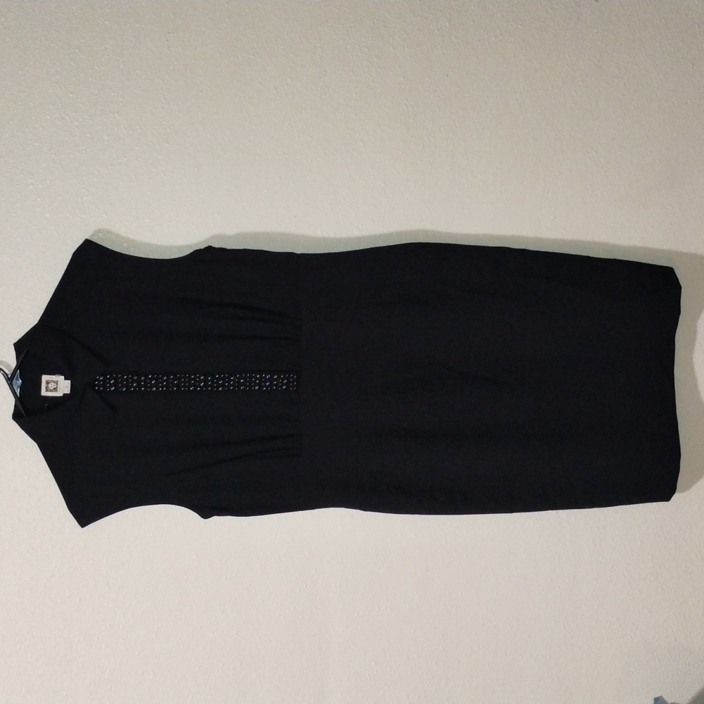 Anne Klein size 12 black sleeveless collared sheath dress